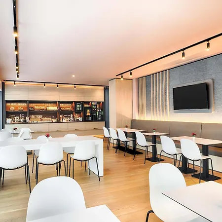 B&B Hotel Willingen 酒店 3*