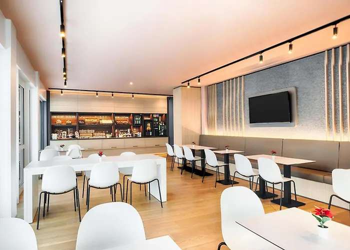 B&B Hotel Willingen 호텔 3*